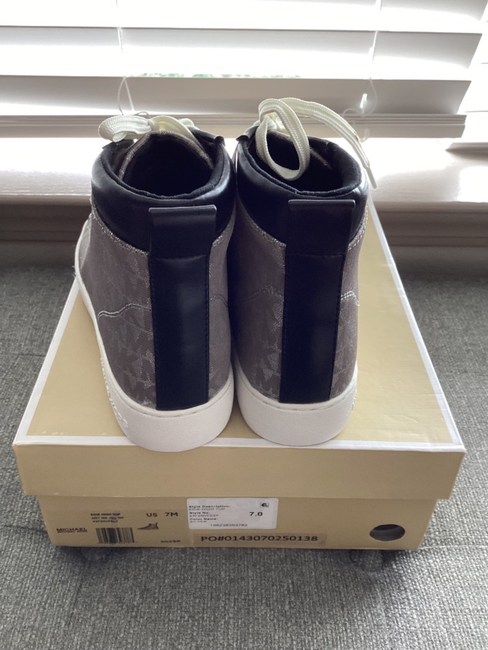 MICHAEL MICHAEL KORS Women's Edie Lace-Up High-Top Sneakers, size 7 - Picture 6 of 8